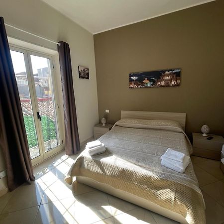 Aurora House Villa คาตาเนีย ภายนอก รูปภาพ